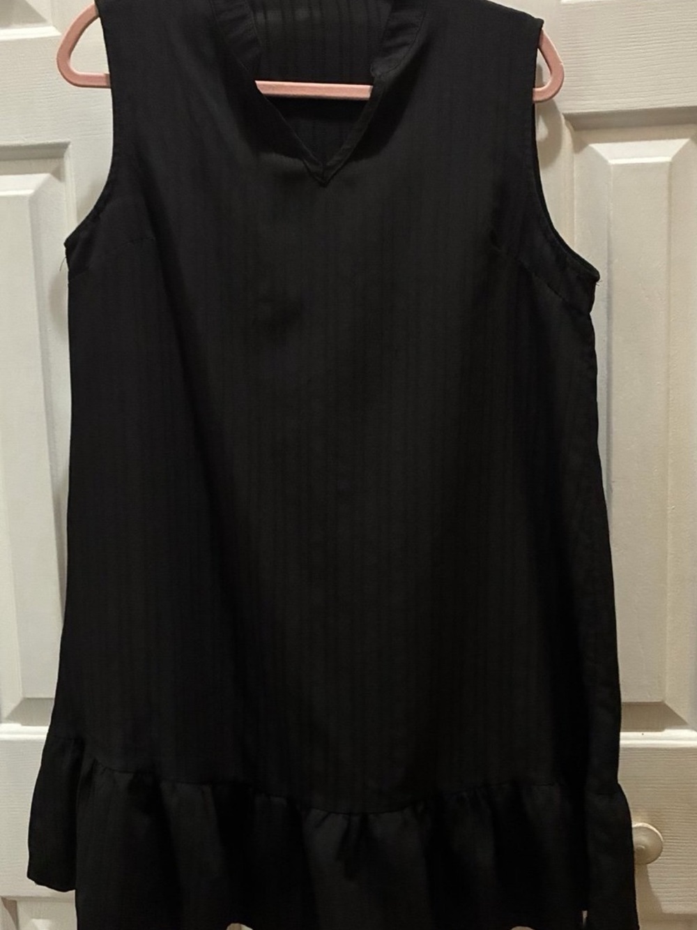 New! Women’s Black Sleeveless Dress. Material: 100% Polyester. Size: Large